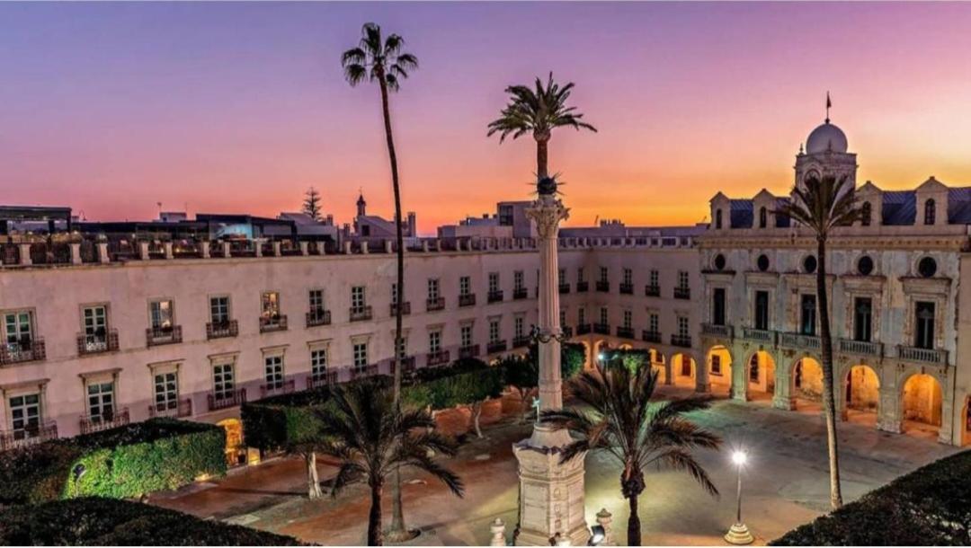 Piso Museo Del Realismo - Catedral - Alcazaba Con Parking Gratis - Super Wifi Apartment อัลเมรีอา ภายนอก รูปภาพ